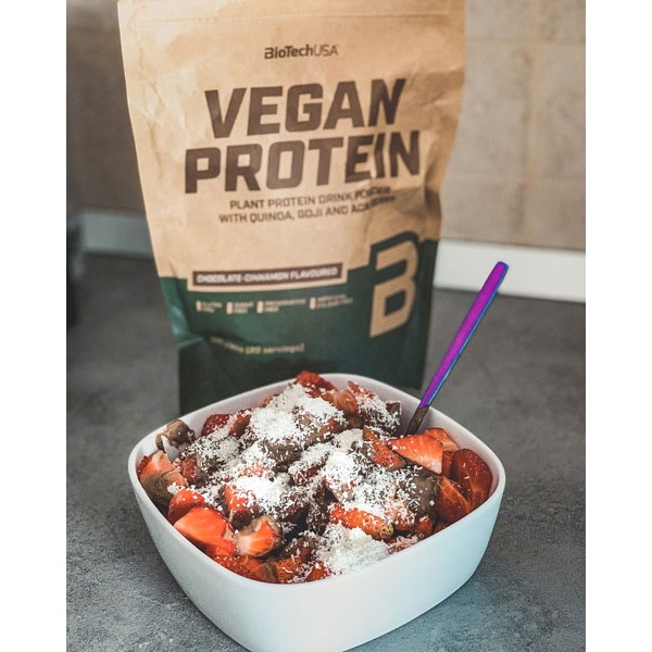 Biotech USA Vegan Plant Protein 2kg + Free Shaker 
